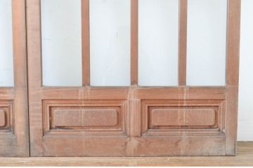 アンティーク建具　上手物!!　腰板欅(ケヤキ)材　和の空間作りにおすすめの玄関戸2枚セット(ガラス戸、引き戸)(R-064642)