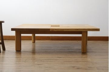 中古　飛騨産業　キツツキ　森のことばシリーズ　SN161T　優しい木の温もり溢れる正方形フロアテーブル(座卓、ローテーブル、センターテーブル)(定価約18万9千円)(R-064659)