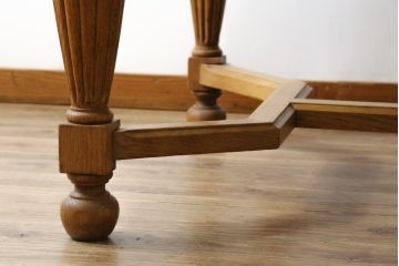 イギリスアンティーク　オーク材　パーケット天板がお洒落なドローリーフテーブル(エクステンションテーブル、ダイニングテーブル、4人掛け、6人掛け、8人掛け、食卓)(R-064660)