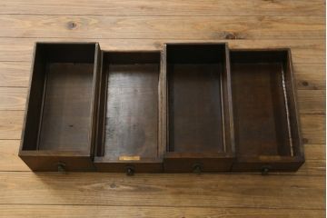 イギリスアンティーク　オーク材　品のある猫脚のデザインがお洒落な三面鏡のドレッサー(鏡台、化粧台、ミラー)(R-064661)