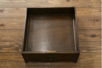 イギリスアンティーク　オーク材　品のある猫脚のデザインがお洒落な三面鏡のドレッサー(鏡台、化粧台、ミラー)(R-064661)