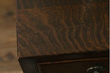 イギリスアンティーク　オーク材　品のある猫脚のデザインがお洒落な三面鏡のドレッサー(鏡台、化粧台、ミラー)(R-064661)