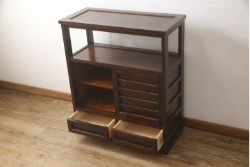 中古　北海道民芸家具　HM105　シンプルモダンなデザインが魅力的な茶棚(茶タンス、収納棚、戸棚、飾り棚)(定価約23万円)(R-064664)