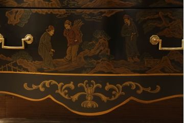 中古　希少!!　DREXEL HERITAGE(ドレクセルヘリテイジ)　シノワズリ様式　繊細なデザインが目を惹くサイドチェスト(コモード、ドロワー、引き出し)(R-064665)