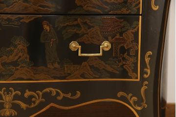 中古　希少!!　DREXEL HERITAGE(ドレクセルヘリテイジ)　シノワズリ様式　繊細なデザインが目を惹くサイドチェスト(コモード、ドロワー、引き出し)(R-064665)