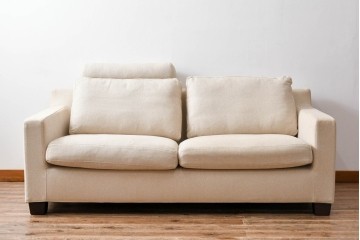 中古　ACTUS(アクタス)取扱い　eilersen(アイラーセン)VITESSE(ヴィテッセ)　シンプルモダンな佇まいが魅力の2人掛けソファ(二人掛け、2P、北欧)(定価約39万円)(R-064668)