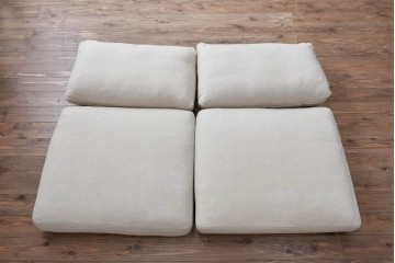 中古　ACTUS(アクタス)取扱い　eilersen(アイラーセン)VITESSE(ヴィテッセ)　シンプルモダンな佇まいが魅力の2人掛けソファ(二人掛け、2P、北欧)(定価約39万円)(R-064668)