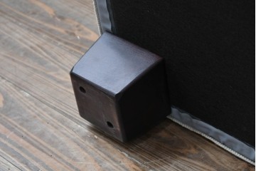 中古　ACTUS(アクタス)取扱い　eilersen(アイラーセン)VITESSE(ヴィテッセ)　シンプルモダンな佇まいが魅力の2人掛けソファ(二人掛け、2P、北欧)(定価約39万円)(R-064668)