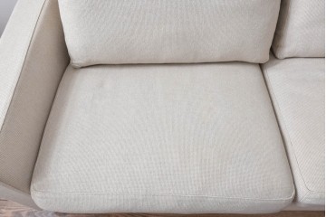 中古　ACTUS(アクタス)取扱い　eilersen(アイラーセン)VITESSE(ヴィテッセ)　シンプルモダンな佇まいが魅力の2人掛けソファ(二人掛け、2P、北欧)(定価約39万円)(R-064668)