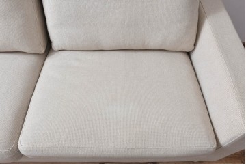 中古　ACTUS(アクタス)取扱い　eilersen(アイラーセン)VITESSE(ヴィテッセ)　シンプルモダンな佇まいが魅力の2人掛けソファ(二人掛け、2P、北欧)(定価約39万円)(R-064668)