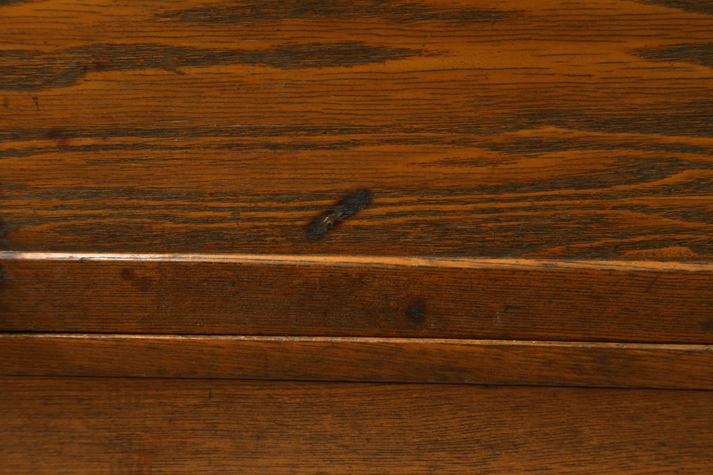 和製アンティーク　栓材　くっきりとした杢目が目を惹く珍しいデザインの扉付きクサビ本棚　(R-064671)