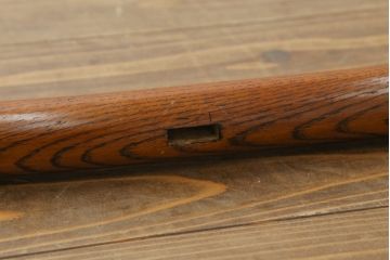 和製アンティーク　古い栓材の味わいが魅力的な二段大衣桁(着物ハンガー、えもん掛け、衣紋掛け、着物掛け、ハンガーラック、ハンガー)(R-064723)