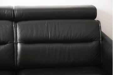 中古　極美品　EKORNES(エコーネス)　ストレスレス　エミリー　くつろぎの時間におすすめの本革ソファ(電動モーター式、二人掛け、2Pソファ、スチール、マットブラック、2P、北欧)(定価約78万円)(R-064727)