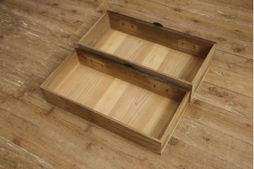 和製アンティーク　前面桐材　小振りなサイズ感が魅力!!引き出しの多い帳場箪笥(収納タンス、時代箪笥、サイドチェスト)(R-064731)