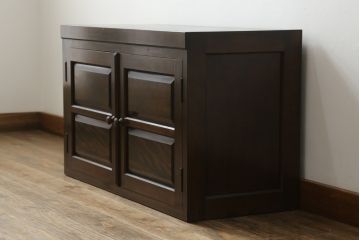 中古　美品　松本民芸家具風　和洋どちらのインテリアにも取り入れやすいローボード(テレビ台、テレビボード、収納棚、戸棚)(R-064735)