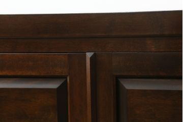 中古　美品　松本民芸家具風　和洋どちらのインテリアにも取り入れやすいローボード(テレビ台、テレビボード、収納棚、戸棚)(R-064735)