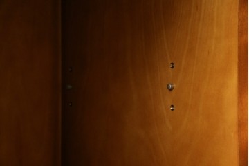 中古　横浜クラシック家具　ダニエル(Daniel)　アーリーアメリカン　A-206　気品漂うデザインが魅力のサイドボード　定価約64万円　(R-064746)