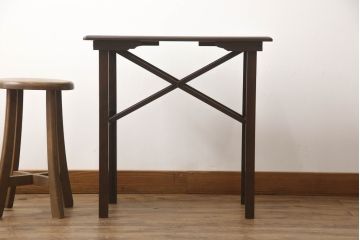 和製アンティーク　山葉(ヤマハ、日本楽器)　シンプルな透かしがアクセントの折り畳みテーブル(折りたたみ机、サイドテーブル、コンソールテーブル、作業台、カフェテーブル、コーヒーテーブル)(R-064749)
