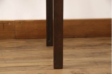 和製アンティーク　山葉(ヤマハ、日本楽器)　シンプルな透かしがアクセントの折り畳みテーブル(折りたたみ机、サイドテーブル、コンソールテーブル、作業台、カフェテーブル、コーヒーテーブル)(R-064749)