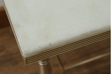 フランスビンテージ　高級感あふれる大理石の小さなテーブル(ローテーブル、サイドテーブル、花台、カフェテーブル、コーヒーテーブル、ヴィンテージ)(R-064751)