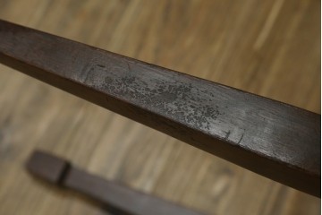 アメリカヴィンテージ　空間のアクセントになるハラコ革のスツール　(R-064752)