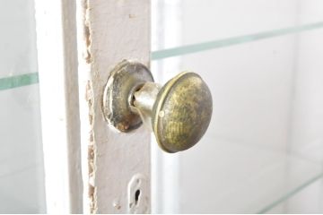 希少!!　大正時代!!　古作造り　角ばったデザインがレトロな雰囲気を醸し出すケビントガラスケース(ショーケース、デンタルケース、デンタルキャビネット、収納棚、陳列棚、飾り棚、戸棚、店舗什器)(R-064834)