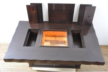 中古　広島県　博永家具　高級感漂う和モダンデザインが魅力の囲炉裏ダイニングセット(ダイニングテーブル、4人掛け、4P、ダイニングチェア、板座チェア、椅子、イス、いす、食卓、木製火鉢)(定価約134万円)(R-064836)