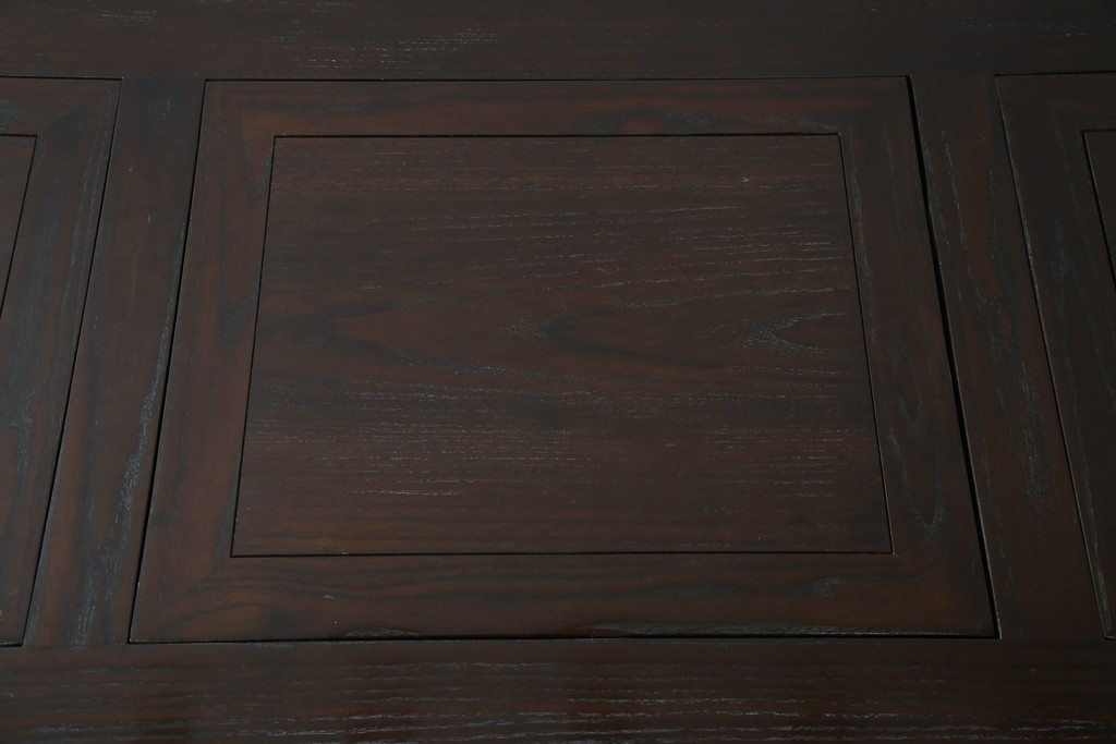 中古　広島県　博永家具　高級感漂う和モダンデザインが魅力の囲炉裏ダイニングセット　定価約134万円　(R-064836)