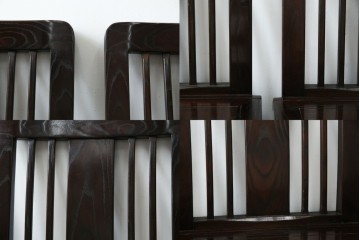 中古　広島県　博永家具　高級感漂う和モダンデザインが魅力の囲炉裏ダイニングセット　定価約134万円　(R-064836)