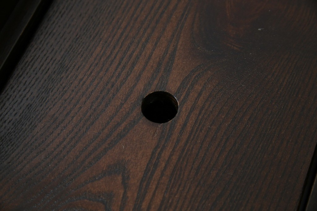 中古　広島県　博永家具　高級感漂う和モダンデザインが魅力の囲炉裏ダイニングセット　定価約134万円　(R-064836)