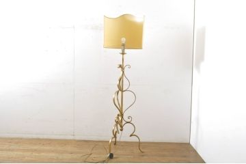 イタリアフィレンツェビンテージ　FABBRICA LAMPADARI　上品な佇まいが魅力のロートアイアンスタンドライト(フロアスタンド、ヴィンテージ)(R-064841)