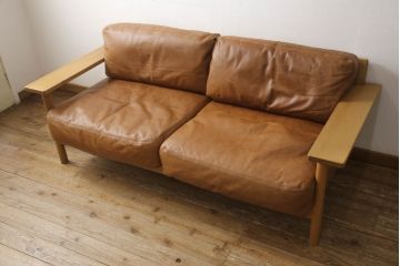 中古　IDEE(イデー)　DIMANCHE SOFA(C3)Leather(ディモンシュソファ)　本革(フルグレインレザー)　使い込まれた味わいが魅力的な2.5人掛けソファ(3人掛けソファ、2人掛けソファ)(定価約35万円)(R-064864)