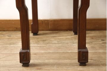 アジアンビンテージ　花梨(カリン)材　竜の彫刻が美しい唐木材製のサイドテーブル(カフェテーブル、コーヒーテーブル、花台、飾り台、ヴィンテージ)(R-064878)