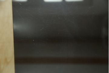 中古　arflex(アルフレックス)　MONTAGNA(モンターニャ)　W字型の脚のデザインがお洒落なセンターテーブル(ガラステーブル、ローテーブル、カクテルテーブル、カフェテーブル)(定価約20万円)(R-064881)