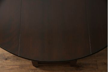 中古　美品　松本民芸家具　クラシカルな脚が目を惹くバタフライテーブル(ダイニングテーブル、ゲートレッグテーブル、2人掛け、4人掛け)(R-064885)