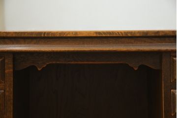 中古　美品　三越家具(現カントリーハウス)　Brugge(ブルージュ)　オーク材　クラシカルな雰囲気漂うドレッサーとスツールのセット(鏡台、ミラー、イス、椅子)(定価約33万円)(R-064886)