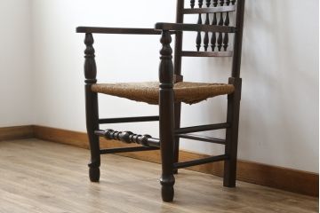 和製ビンテージ　松本民芸家具　#21型　ラッシ座面がお洒落なスピンドルアームチェア(椅子、イス、ダイニングチェア、ヴィンテージ)(定価約22万円)(R-064892)