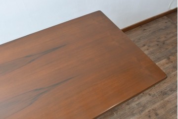 中古　バロッサバレンティ(VARO,S.A. VALENTI)　しっかりとした脚のつくりが魅力的なダイニングテーブル　定価約100万円　(R-064896)