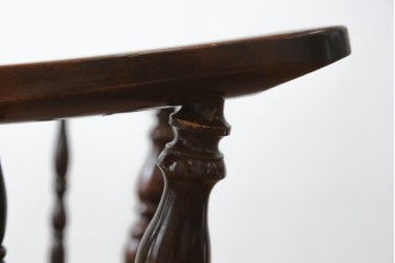 和製ビンテージ　ビーチ材　柏木工　凝った装飾が魅力的なウィンザーチェア2脚セット　(R-064898)