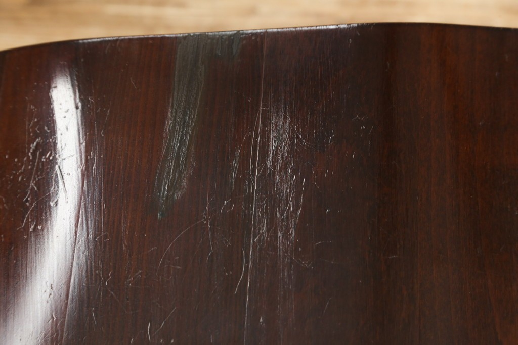 和製ビンテージ　ビーチ材　柏木工　凝った装飾が魅力的なウィンザーチェア2脚セット　(R-064898)