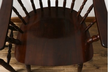 和製ビンテージ　ビーチ材　柏木工　凝った装飾が魅力的なウィンザーチェア2脚セット　(R-064898)