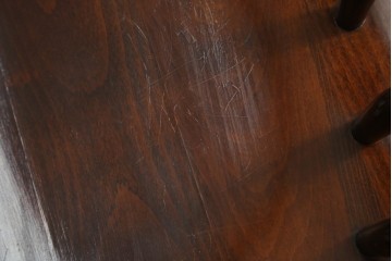 和製ビンテージ　ビーチ材　柏木工　凝った装飾が魅力的なウィンザーチェア2脚セット　(R-064898)