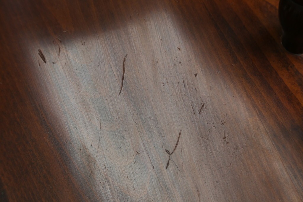 和製ビンテージ　ビーチ材　柏木工　凝った装飾が魅力的なウィンザーチェア2脚セット　(R-064898)