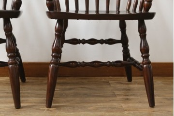 和製ビンテージ　ビーチ材　柏木工　凝った装飾が魅力的なウィンザーチェア2脚セット　(R-064898)