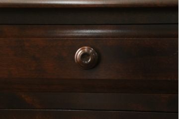中古　美品　北海道民芸家具　絶版品!落ち着いた色合いとクラシカルなデザインが魅力的なキャビネット(定価約50万円)(飾り棚、食器棚、収納棚、戸棚、カップボード)(R-064901)
