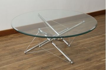 中古　Cassina(カッシーナ)　713　スタイリッシュなデザインがワンランク上の暮らしを演出するセンターテーブル(ローテーブル、カクテルテーブル、カフェテーブル、コーヒーテーブル、ラウンドテーブル、ガラス)(定価約46万円)(R-064902)