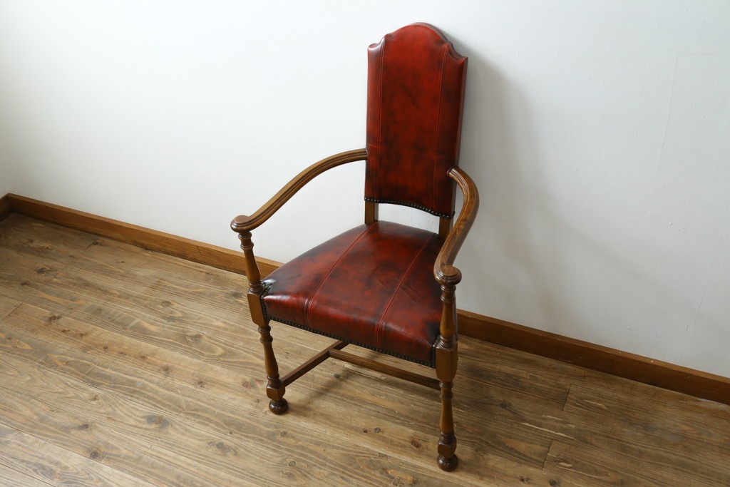 中古　バロッサバレンティ(VARO,S.A. VALENTI)　優美なシルエットが目を引くカクトワール・チェア　定価約20万円　(R-064903)