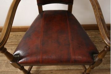 中古　バロッサバレンティ(VARO,S.A. VALENTI)　優美なシルエットが目を引くカクトワール・チェア(椅子、ダイニングチェア、アームチェア)(定価約20万円)(R-064903)
