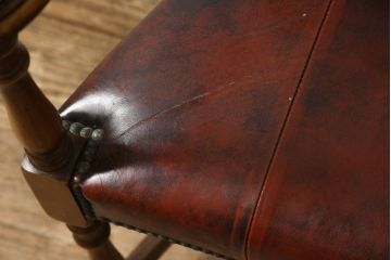 中古　バロッサバレンティ(VARO,S.A. VALENTI)　優美なシルエットが目を引くカクトワール・チェア(椅子、ダイニングチェア、アームチェア)(定価約20万円)(R-064903)