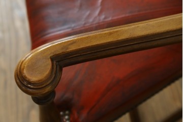 中古　バロッサバレンティ(VARO,S.A. VALENTI)　優美なシルエットが目を引くカクトワール・チェア　定価約20万円　(R-064904)